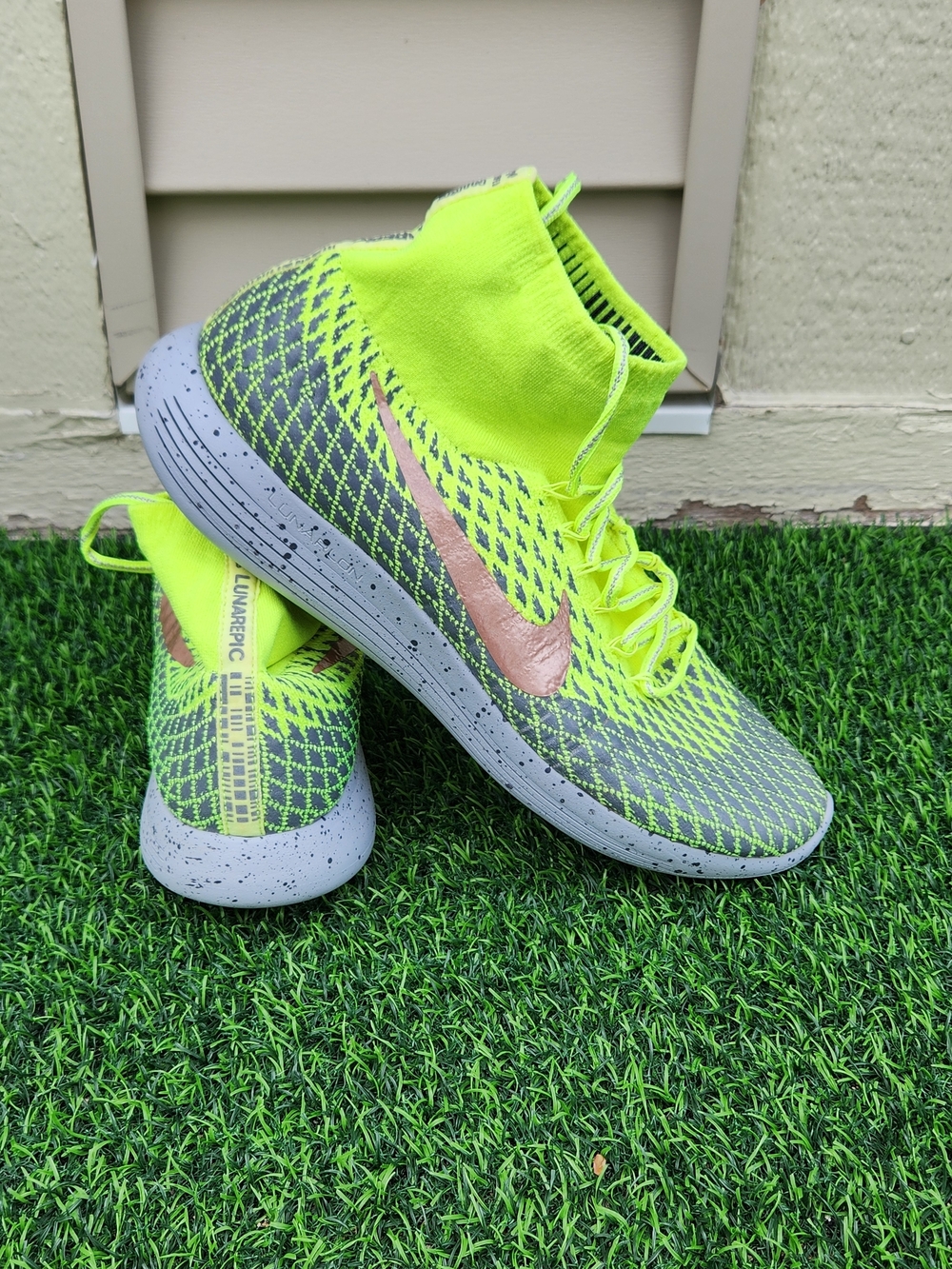 NIKE Shoes LUNAREPIC FLYKNIT SHIELD Mens Size 14 Volt Green Running 849664-700